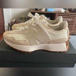 New Balance Women's 327 Sneakers